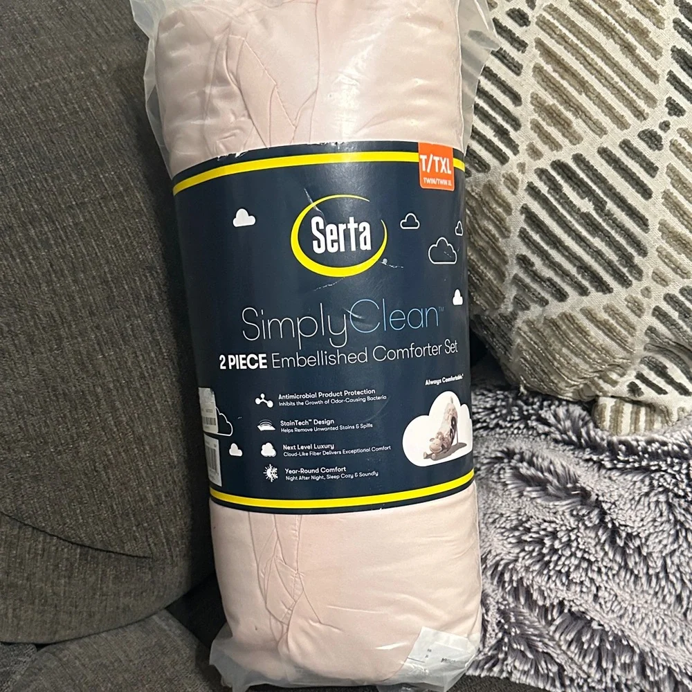 Serta SimplyClean Pink Comforter Set twinXL